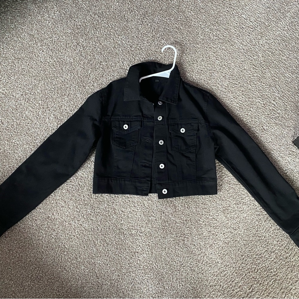 amazon size small black jacket